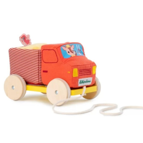 Camion benne à tirer