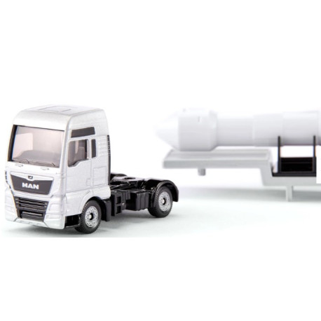 Camion MAN avec fusée ESA