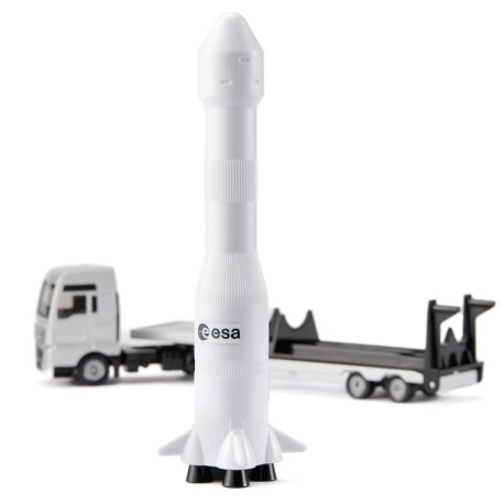 Camion MAN avec fusée ESA